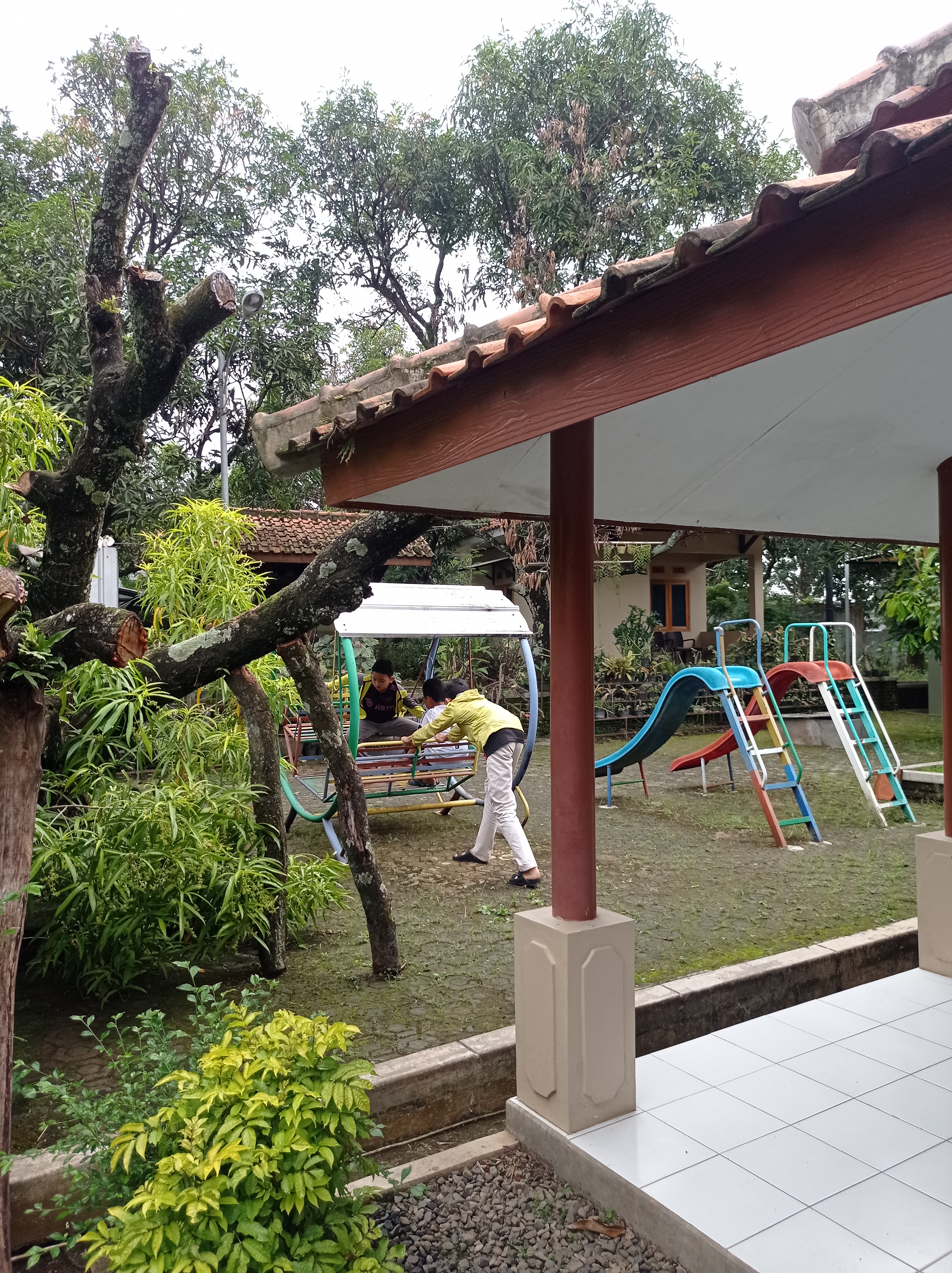 RM NeRa, rumah makan yang cocok untuk kumpul keluarga